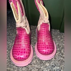 Ariat boots for KIDS size 8.5